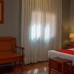 Отель Real De 3*