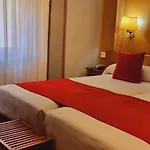 Real De 3*