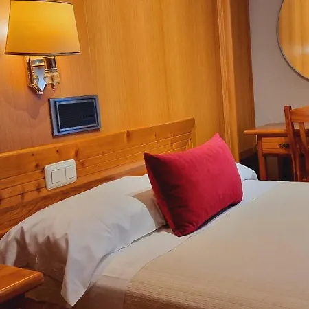Real De Hotel