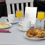Real De Hotel