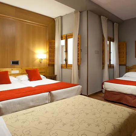 Real De Hotel