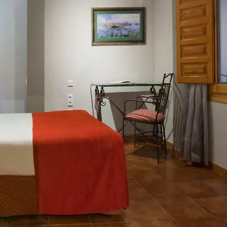 Real De Hotel